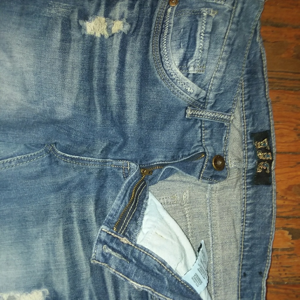 Jeans - Picture 2 of 3
